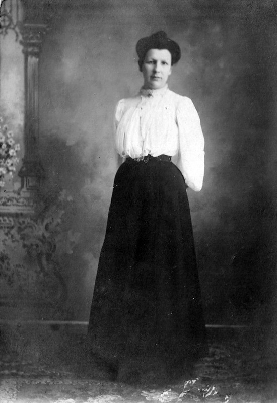 Striffler, Esther ca 1890's