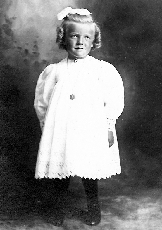 Jaus, Minnie Edith, ca 1910's